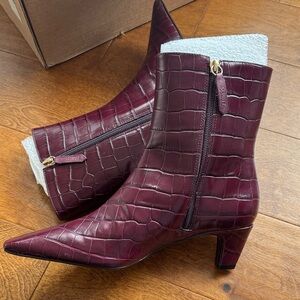 SCHUTZ Burgundy Croc-Embossed Ankle Booties